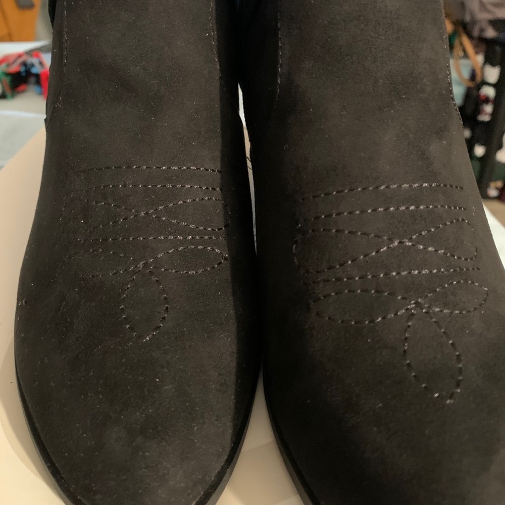 new ankle boots sz 10